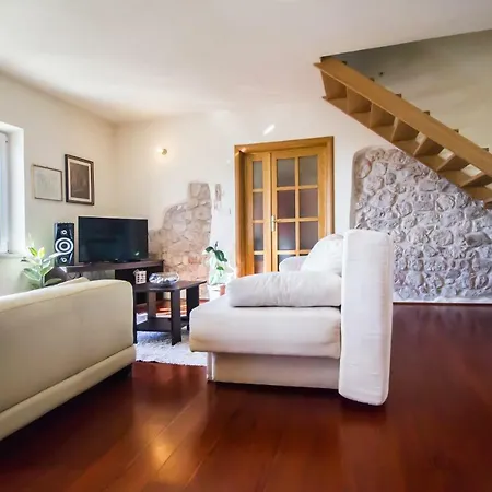 Apartment Selak